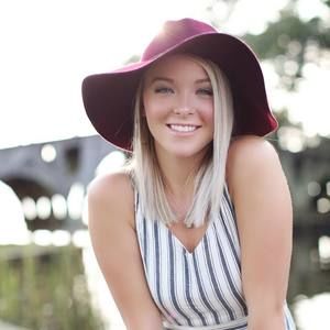 Meet your Posher, Taylor